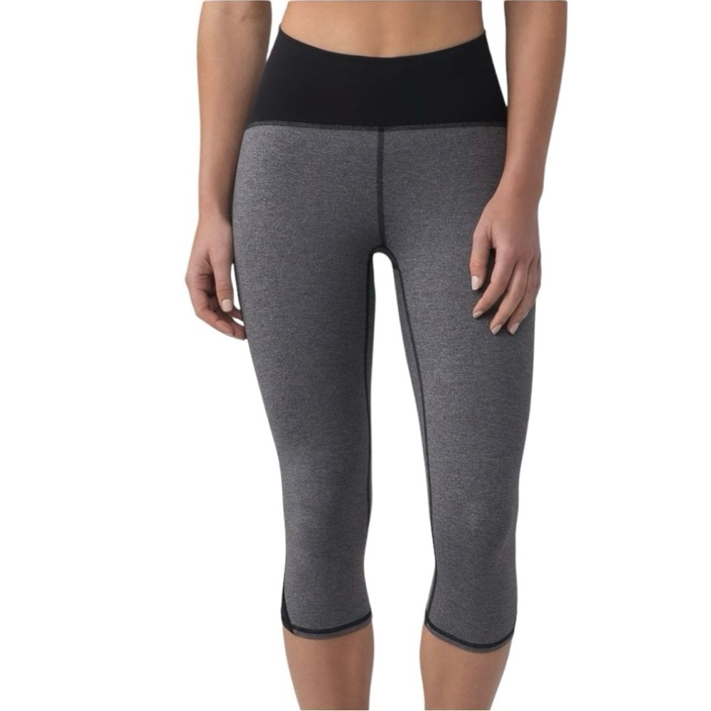 Lululemon Train Times Crop (17”) Heathered Black/Black Size 2